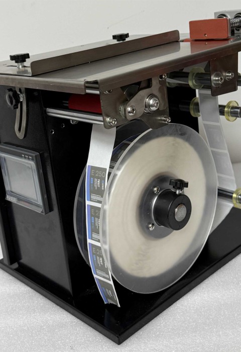 Полуавтоматическая машина для маркировки