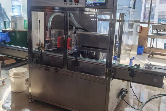 2-трубка, следующая за линией наполнения и закрытия - 80г моющего средства для стирки