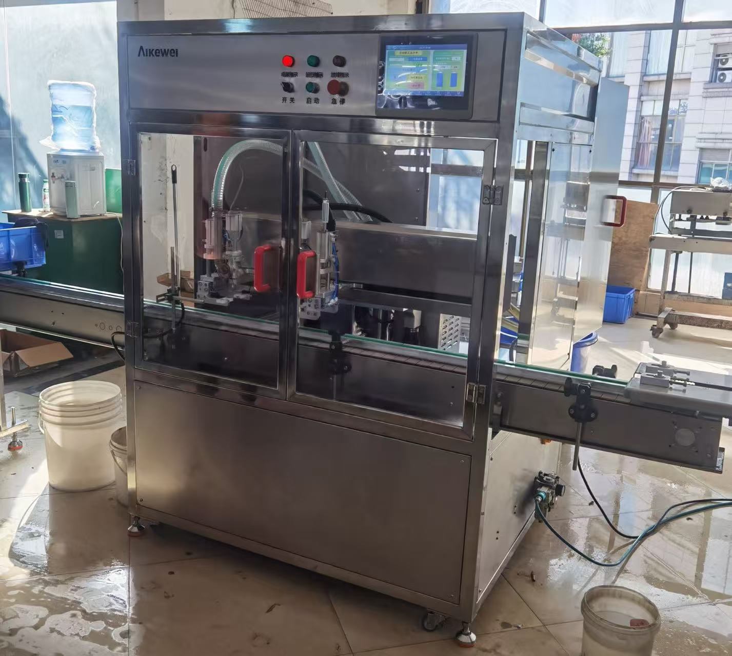 2-трубка, следующая за линией наполнения и закрытия - 80г моющего средства для стирки